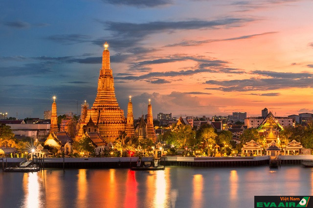Bangkok là một thiên đường du lịch ven sông nổi tiếng ở Thái Lan