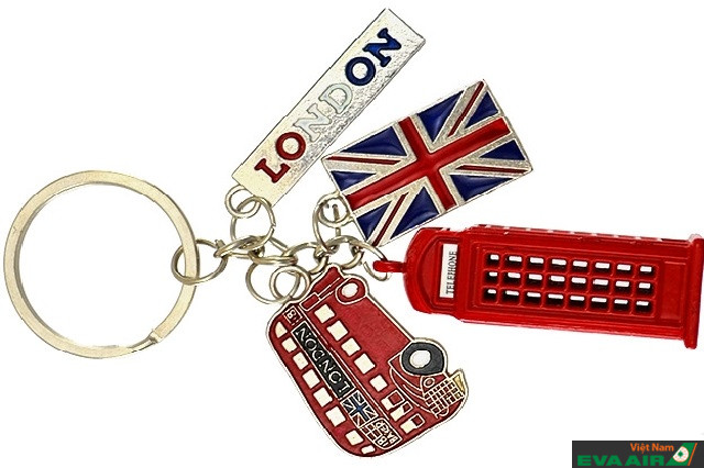 Những chiếc móc khóa biểu tượng luôn được du khách lựa chọn nhiều nhất khi du lịch tại London