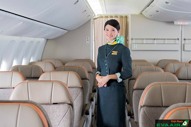 EVA Air đưa ra những tiêu chí tuyển dụng với mục đích đem lại một đội ngũ tiếp viên trẻ trung và chuyên nghiệp nhất