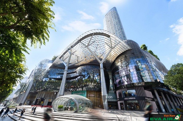 ION Orchard là một địa điểm mua sắm lý tưởng vào mùa sale ở Singapore