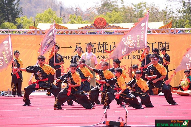 Trong lễ hội Song Jiang Battle Array có những màn trình diễn võ thuật đặc sắc