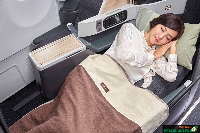 EVA Air cung cấp nhiều hạng ghế chất lượng, giúp chuyến bay dài trở nên thoải mái hơn
