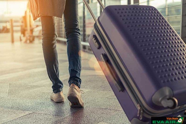 Hãng EVA Air cho phép hành khách mang theo hành lý ký gửi miễn phí trên các chuyến bay của mình