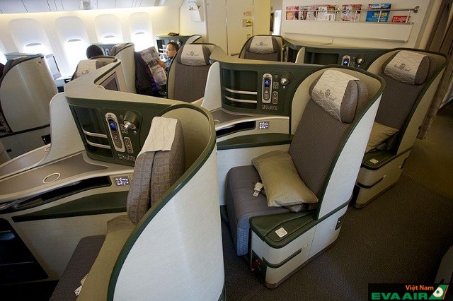 Mỗi hạng ghế trên EVA Air đều được tích hợp nhiều tiện nghi, mang đến chuyến bay thoải mái nhất cho hành khách