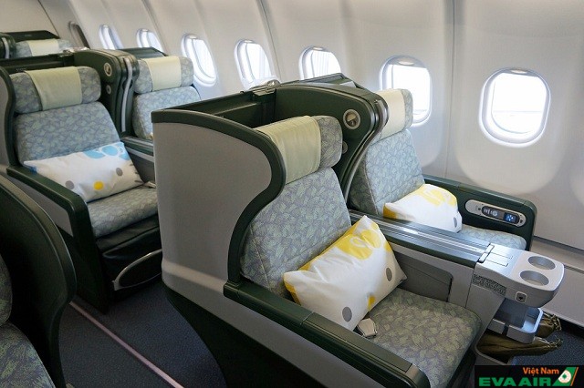 Chỗ ngồi của hạng ghế Business Class mà EVA Air cung cấp