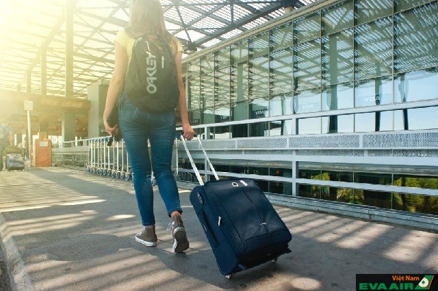 Với các hành lý quá cân, quá kích thước hành khách buộc phải đóng một khoản phí theo quy định của EVA Air