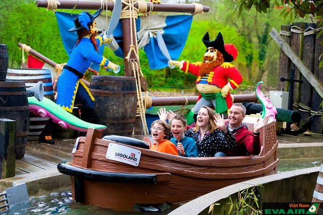 Tại Legoland Windsor bạn sẽ được tham gia các chuyến đi đầy hấp dẫn