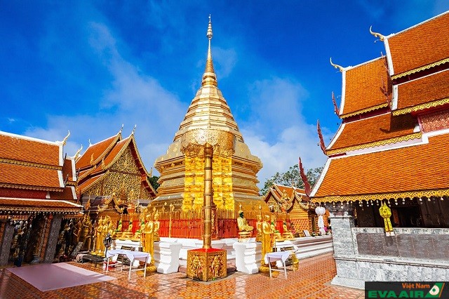 Chùa Phrathat Doi Suthep là một địa điểm tham quan nổi tiếng ở Chiang Mai