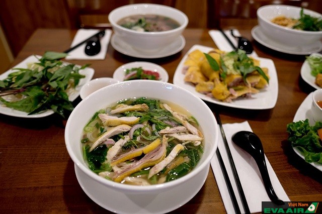 Phở ở Houston khá đa dạng với nhiều lựa chọn cho thực khách như: phở bò, phở gà,…