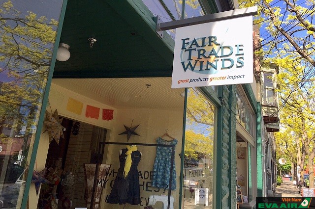 Fair Trade Winds là nơi để bạn tìm thấy nhiều món đồ lưu niệm đặc trưng của Seattle