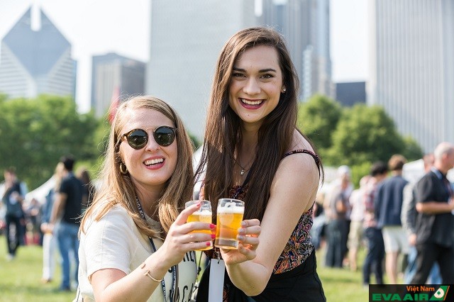 Lễ hội bia Chicago Ale Fest nổi bật vào mùa đông ở Chicago