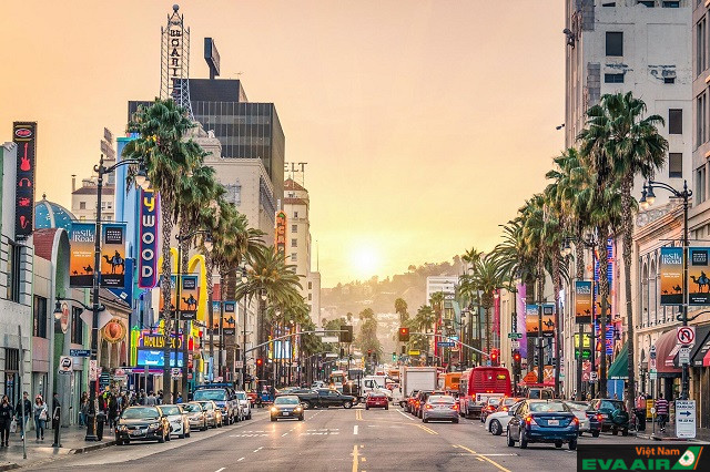 Los Angeles cũng là thành phố nổi bật ở Mỹ đáng để bạn khám phá
