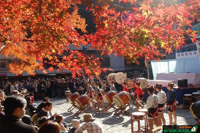 Lễ hội lá thu Takao có nhiều chương trình đặc sắc diễn ra