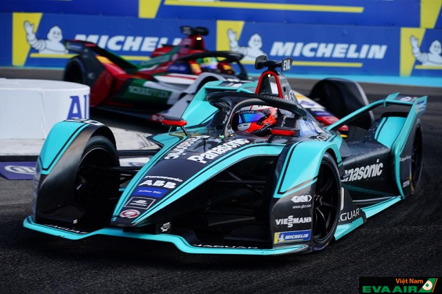 Formula E là giải đua xe điện thế giới dự kiến diễn ra vào tháng 4 nhưng buộc phải tạm hoãn vì dịch bệnh viêm phổi cấp Vũ Hán