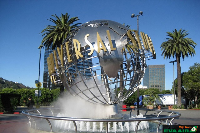 Phim trường Universal Hollywood là một địa điểm du lịch nổi tiếng bạn không nên bỏ lỡ