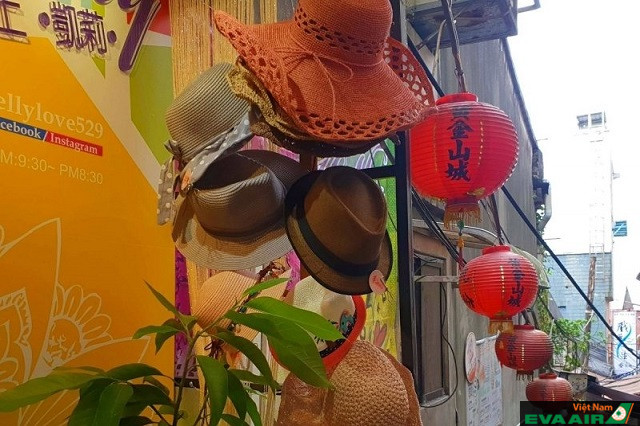 Tại Đài Loan có rất nhiều mũ, khăn quàng cổ đẹp với nhiều chất liệu khác nhau để bạn lựa chọn