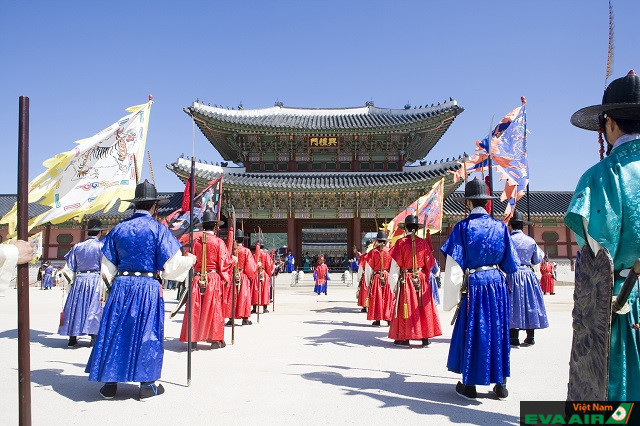 Hàn Quốc có nhiều cung điện nổi tiếng mang nét đẹp lịch sử và cả kiến trúc