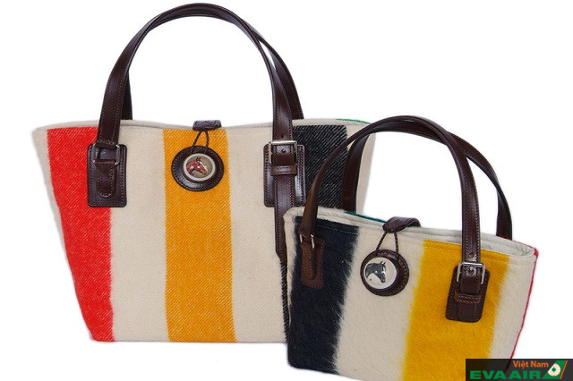 Túi Tote Bag là một sản phẩm thời trang độc đáo và phù hợp cho những cô nàng thích nổi bật