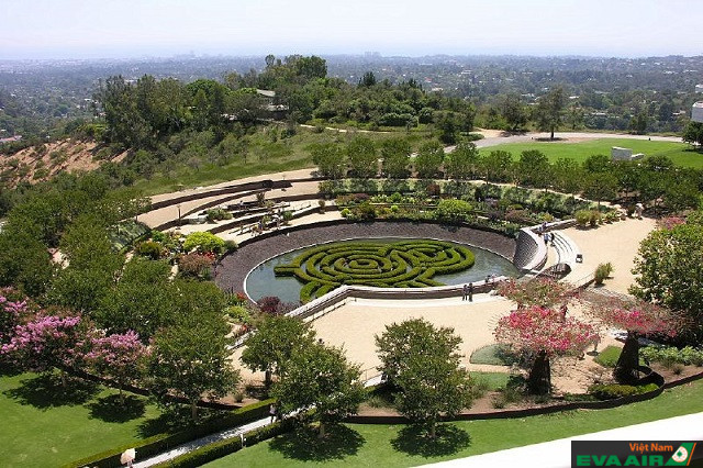 Central Garden là một trong số những khu vườn tự nhiên nổi tiếng ở Los Angeles