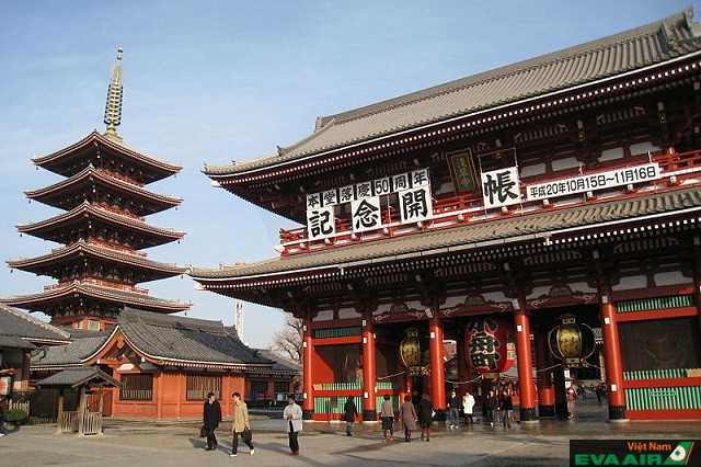 Khu vực cổng Hozomon là các công trình thờ tự của đền