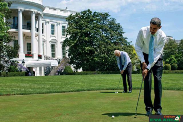 Bên trong khuôn viên Nhà Trắng có một sân golf nhỏ là nơi các Tổng thống có thể thư giãn sau giờ làm việc