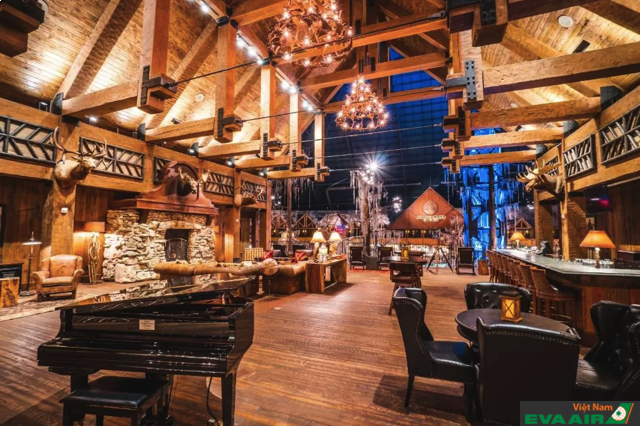 Một góc không gian đầy ấn tượng bên trong khách sạn Big Cypress Lodge