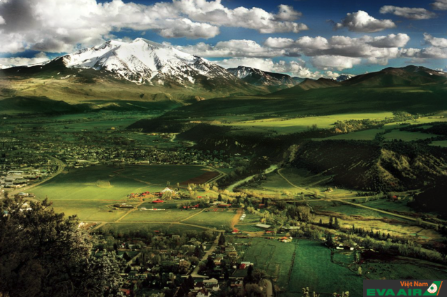 Một khung cảnh xinh đẹp của tiểu bang Colorado tại Rocky Mountain