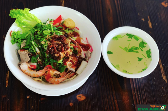 Với menu đa dạng, Vietnam Cuisine là địa chỉ lý tưởng để thưởng thức đồ ăn Việt ở Orlando