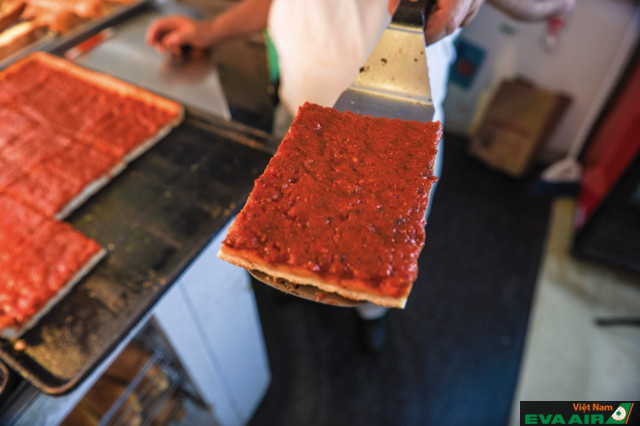 Bánh pizza cà chua Philadelphia có lẽ là loại pizza đơn giản nhất