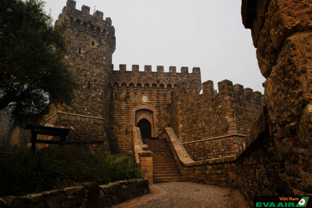 Castello di Amorosa có quá trình xây dựng kéo dài đến 17 năm