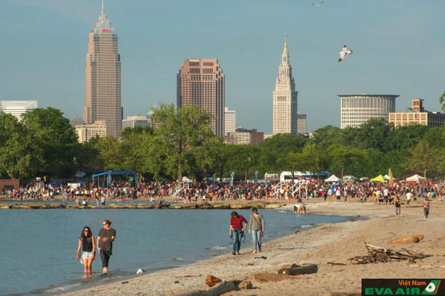 Một góc không gian tại Cleveland Lakefront State Park