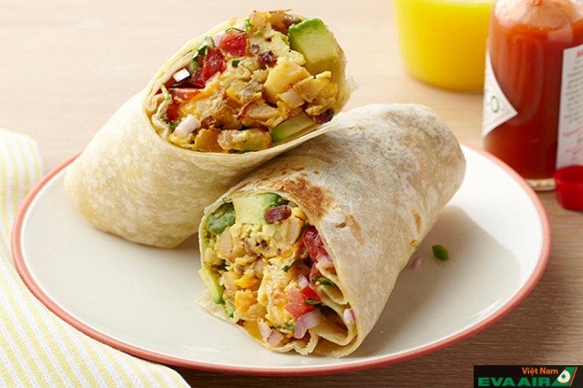 Bánh Burritos có rất nhiều loại nhân thịt và nhiều kích cỡ khác nhau