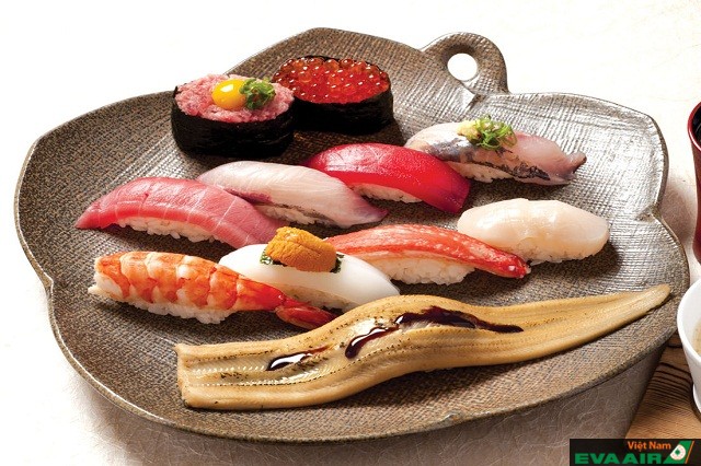 Tama Sushi  nơi quy tụ những loại sushi với nguyên liệu màu sắc đa dạng