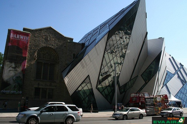 Bảo tàng hoàng gia Ontario là một trong những tác phẩm kiến trúc nghệ thuật độc đáo bậc nhất Canada