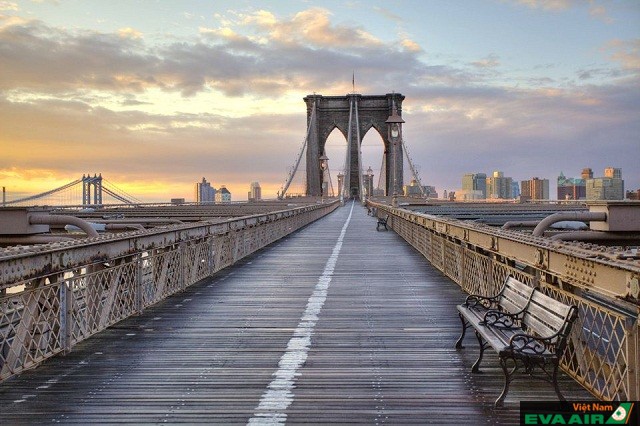 Cầu Brooklyn được xem là kiệt tác nghệ thuật của thành phố New York, Mỹ