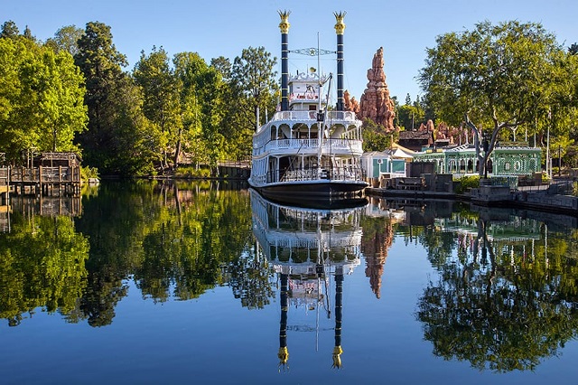 Bí quyết oanh tạc công viên giải trí Disneyland California chi tiết nhất