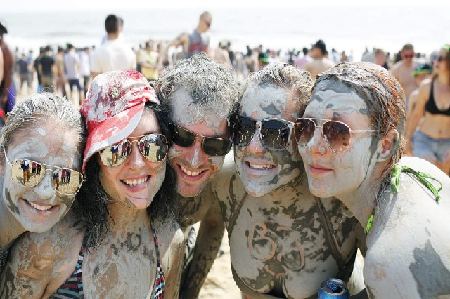Lễ hội bùn Boryeong – Sự kiện mùa hè hấp dẫn tại Hàn Quốc