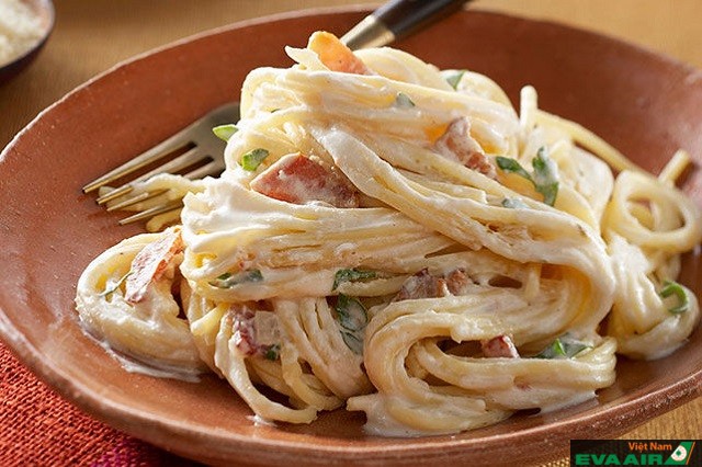 Carbonara là một trong những món ăn quan trọng trong ẩm thực Rome